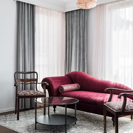Wiktorska Standard Apartment Warsaw