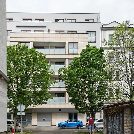 Apartment Wiktorska Standard Warsaw